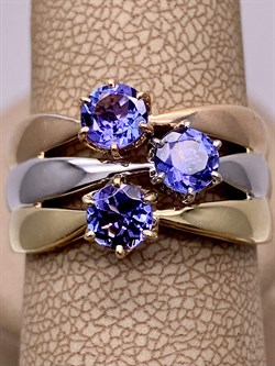 *Кольцо р.19,5 Танзанит цв Красное Белое Лимонное арт. 1-608189-00-31-465 вес 8,01 г - фото 281623 *Кольцо р.19,5 Танзанит цв Красное Белое Лимонное арт. 1-608189-00-31-465 вес 8,01 г - фото 281623