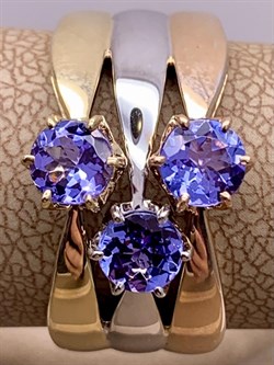 *Кольцо р.19,5 Танзанит цв Красное Белое Лимонное арт. 1-608189-00-31-465 вес 8,01 г - фото 281628 *Кольцо р.19,5 Танзанит цв Красное Белое Лимонное арт. 1-608189-00-31-465 вес 8,01 г - фото 281628