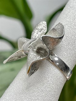 *Кольцо р.18 Бант арт. AN1986-189 вес 8,97 г - фото 282380 *Кольцо р.18 Бант арт. AN1986-189 вес 8,97 г - фото 282380