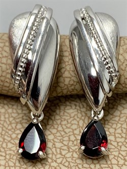 *Серьги Гранат Пироп арт. 02-2208/00ГР-00-899 Вес 4,18 г - фото 282812