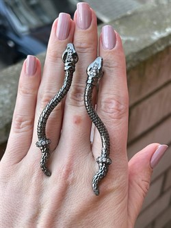 *Серьги Пусеты Змеи арт. ORSERP-572 вес 16,43 г - фото 285888 *Серьги Пусеты Змеи арт. ORSERP-572 вес 16,43 г - фото 285888