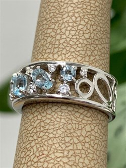 *Кольцо р.17 Голубой Топаз арт. 01-2105/00ТБ-00-747 Вес 3,80 г - фото 286031