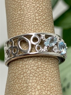 *Кольцо р.18 Голубой Топаз арт. 01-2105/00ТБ-00-437 Вес 3,94 г - фото 286041