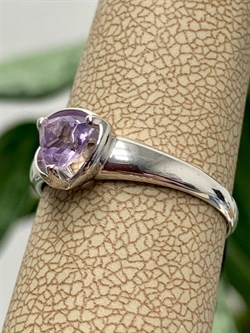 *Кольцо р.18 Лавандовый Аметист арт. 01-0376/00АМ-00-994 Вес 2,06 г - фото 286436