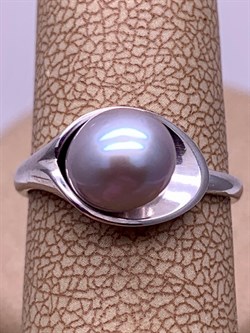 *Кольцо р.15,5 Серебристый Жемчуг д.7*7,5мм арт. 11600676.0.d-525 Вес 2,4 г - фото 291923 *Кольцо р.15,5 Серебристый Жемчуг д.7*7,5мм арт. 11600676.0.d-525 Вес 2,4 г - фото 291923