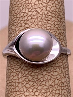 *Кольцо р.15 Серебристый Жемчуг д.7*7,5мм арт. 11600676.0.d-501 Вес 2,32 г - фото 291933 *Кольцо р.15 Серебристый Жемчуг д.7*7,5мм арт. 11600676.0.d-501 Вес 2,32 г - фото 291933