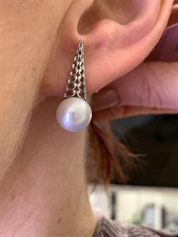 *Серьги Серебристый Жемчуг д.9,5*10мм арт. 21600480.0.b-731 Вес 4,97 г - фото 292016 *Серьги Серебристый Жемчуг д.9,5*10мм арт. 21600480.0.b-731 Вес 4,97 г - фото 292016