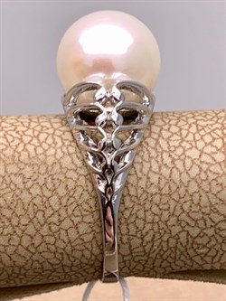 *Кольцо р.16 Белый Жемчуг д.9,5*10мм арт. 1.0480.0.b-397 Вес 2,79 г - фото 292047