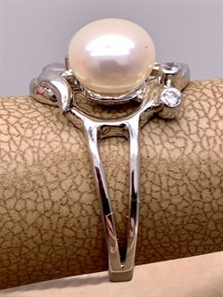 *Кольцо р.17,5 Белый Жемчуг д.6,5*7 д.7,5*8мм арт. 1.0036.0.b-967 Вес 3,7 г - фото 292168 *Кольцо р.17,5 Белый Жемчуг д.6,5*7 д.7,5*8мм арт. 1.0036.0.b-967 Вес 3,7 г - фото 292168