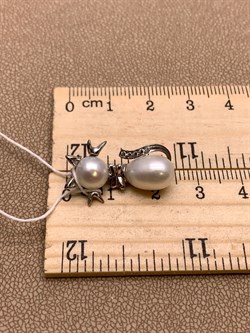 *Кулон Кошка Белый Жемчуг д.7*7,5 д.7,5*8мм арт. 3.0187.0.e-079 Вес 2,89 г - фото 292397 *Кулон Кошка Белый Жемчуг д.7*7,5 д.7,5*8мм арт. 3.0187.0.e-079 Вес 2,89 г - фото 292397