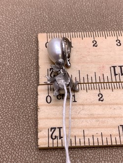 *Кулон Кошка Белый Жемчуг д.7*7,5 д.7,5*8мм арт. 3.0187.0.e-079 Вес 2,89 г - фото 292398 *Кулон Кошка Белый Жемчуг д.7*7,5 д.7,5*8мм арт. 3.0187.0.e-079 Вес 2,89 г - фото 292398