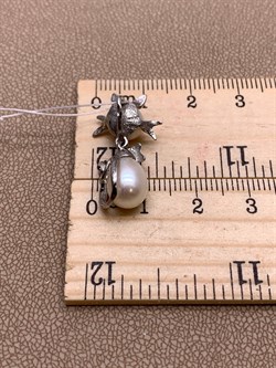 *Кулон Кошка Белый Жемчуг д.7*7,5 д.7,5*8мм арт. 3.0187.0.e-600 Вес 2,67 г - фото 292423 *Кулон Кошка Белый Жемчуг д.7*7,5 д.7,5*8мм арт. 3.0187.0.e-600 Вес 2,67 г - фото 292423