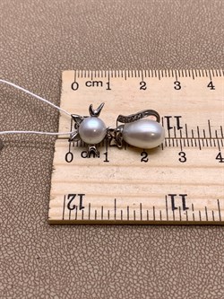 *Кулон Кошка Белый Жемчуг д.7*7,5 д.7,5*8мм арт. 3.0187.0.e-109 Вес 2,98 г - фото 292428 *Кулон Кошка Белый Жемчуг д.7*7,5 д.7,5*8мм арт. 3.0187.0.e-109 Вес 2,98 г - фото 292428