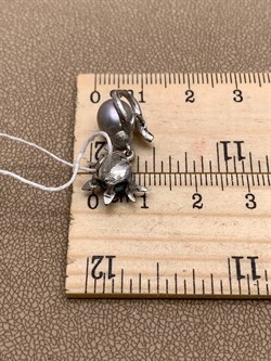 *Кулон Кошка Жемчуг Микс д.7*7,5 д.7,5*8мм арт. 3.0187.0.e-781 Вес 2,46 г - фото 292436