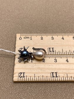 *Кулон Кошка Жемчуг Микс д.7*7,5 д.7,5*8мм арт. 3.0187.0.e-804 Вес 2,6 г - фото 292494