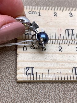 *Кулон Кошка Жемчуг Микс д.7*7,5 д.7,5*8мм арт. 3.0187.0.e-804 Вес 2,6 г - фото 292496