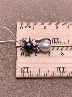 *Кулон Кошка Жемчуг Микс д.7*7,5 д.7,5*8мм арт. 3.0187.0.e-401 Вес 2,54 г - фото 292513