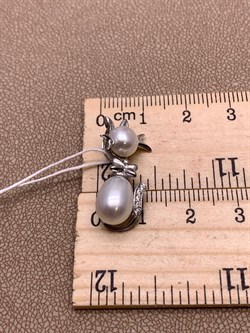 *Кулон Кошка Белый Жемчуг д.7*7,5 д.7,5*8мм арт. 3.0187.0.e-062 Вес 2,7 г - фото 292534 *Кулон Кошка Белый Жемчуг д.7*7,5 д.7,5*8мм арт. 3.0187.0.e-062 Вес 2,7 г - фото 292534