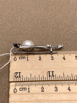 *Брошь Ветвь Белый Жемчуг д.10*10,5мм арт. 4.0213.8.b-922 Вес 3,73 г - фото 293105 *Брошь Ветвь Белый Жемчуг д.10*10,5мм арт. 4.0213.8.b-922 Вес 3,73 г - фото 293105