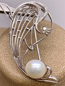 *Брошь Кит Белый Жемчуг д.11*11,5мм арт. 4.0231.0.b-765 Вес 7,85 г - фото 293247