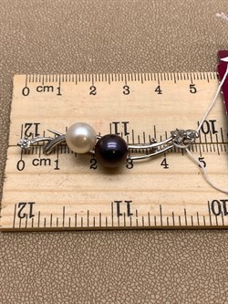 *Брошь Инь-Янь Жемчуг Микс д.8*8,5 д.9*9,5мм арт. 4.0207.0.b-836 Вес 3,86 г - фото 293374 *Брошь Инь-Янь Жемчуг Микс д.8*8,5 д.9*9,5мм арт. 4.0207.0.b-836 Вес 3,86 г - фото 293374