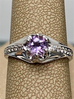 *Кольцо р.17,5 Аметист арт. 1340790072-126 Вес 2,69 г - фото 293617 *Кольцо р.17,5 Аметист арт. 1340790072-126 Вес 2,69 г - фото 293617