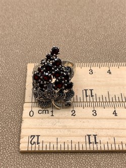 *Кольцо р.19 Виноградная Гроздь Микс Марказит Гранат Пироп арт. HR665-474 вес 10,73 г - фото 294248 *Кольцо р.19 Виноградная Гроздь Микс Марказит Гранат Пироп арт. HR665-474 вес 10,73 г - фото 294248