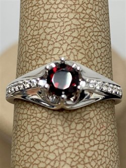 *Кольцо р.17,5 Гранат арт. 1340820072-822 Вес 2,81 г - фото 294593 *Кольцо р.17,5 Гранат арт. 1340820072-822 Вес 2,81 г - фото 294593