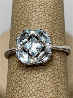 *Кольцо р.18 Голубой Топаз арт. 3757003005-748 Вес 1,94 г - фото 294733 *Кольцо р.18 Голубой Топаз арт. 3757003005-748 Вес 1,94 г - фото 294733