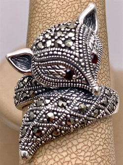 *Кольцо р.19 Лисичка Гранат Марказит арт. HR781-064 вес 10,06 г - фото 295818