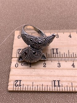 *Кольцо р.18 Лисичка Гранат Марказит арт. HR781-040 вес 10,27 г - фото 295823