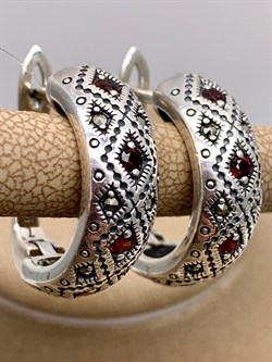 *Серьги Микс Марказит Гранат Пироп арт. HE1291-395 вес 10,64 г - фото 295879 *Серьги Микс Марказит Гранат Пироп арт. HE1291-395 вес 10,64 г - фото 295879