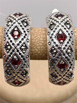 *Серьги Микс Марказит Гранат Пироп арт. HE1291-395 вес 10,64 г - фото 295880 *Серьги Микс Марказит Гранат Пироп арт. HE1291-395 вес 10,64 г - фото 295880