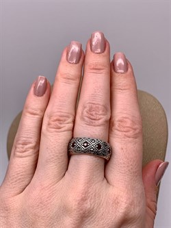 *Кольцо р.18 Микс Марказит Гранат Пироп арт. HR658-504 вес 7,52 г - фото 295885