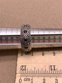 *Кольцо р.19 Микс Марказит Гранат Пироп арт. HR658-528 вес 8.25 г - фото 295900