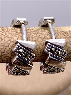 *Серьги Конго Марказит арт. HE1497-907 вес 5,22 г - фото 296103 *Серьги Конго Марказит арт. HE1497-907 вес 5,22 г - фото 296103