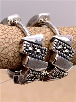 *Серьги Конго Марказит арт. HE1497-907 вес 5,22 г - фото 296108 *Серьги Конго Марказит арт. HE1497-907 вес 5,22 г - фото 296108