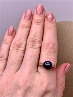 *Кольцо р.18 Черный Жемчуг д. 9-9,5 цв Красное арт. 1.0239.0.b-801 Вес 2,6 г - фото 301352 *Кольцо р.18 Черный Жемчуг д. 9-9,5 цв Красное арт. 1.0239.0.b-801 Вес 2,6 г - фото 301352