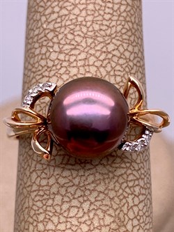 *Кольцо р.16,5 Шоколадный Жемчуг д.9-9,5 цв Красное д.9-9,5 арт. 1.0245.0.b-384 Вес 3,01 г - фото 301419 *Кольцо р.16,5 Шоколадный Жемчуг д.9-9,5 цв Красное д.9-9,5 арт. 1.0245.0.b-384 Вес 3,01 г - фото 301419