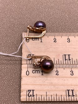 *Серьги Шоколадный Жемчуг д.9-9,5 цв Красное арт. 2.0245.1.b-414 Вес 4,49 г - фото 301423 *Серьги Шоколадный Жемчуг д.9-9,5 цв Красное арт. 2.0245.1.b-414 Вес 4,49 г - фото 301423