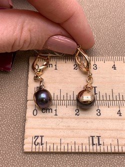 *Серьги Шоколадный Жемчуг д.9-9,5 цв Красное арт. 2.0243.2.b-327 Вес 5,05 г - фото 301475 *Серьги Шоколадный Жемчуг д.9-9,5 цв Красное арт. 2.0243.2.b-327 Вес 5,05 г - фото 301475