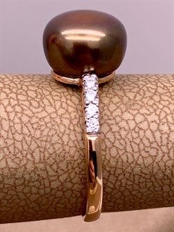 *Кольцо р.18 Шоколадный Жемчуг д.10-10,5 цв Красное д.10-10,5 арт. 1.0815.0.b-414 Вес 3,1 г - фото 301493 *Кольцо р.18 Шоколадный Жемчуг д.10-10,5 цв Красное д.10-10,5 арт. 1.0815.0.b-414 Вес 3,1 г - фото 301493