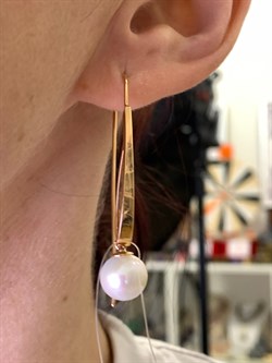 *Серьги Петли Белый Жемчуг д.10-10,5 цв Красное арт. 02-2-812-0500-856 Вес 7,41 г - фото 301644 *Серьги Петли Белый Жемчуг д.10-10,5 цв Красное арт. 02-2-812-0500-856 Вес 7,41 г - фото 301644