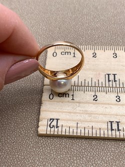 *Кольцо р.17,5 Белый Жемчуг д.10-10,5 цв Красное арт. 01-2-811-0500-010-936 Вес 3,17 г - фото 301659 *Кольцо р.17,5 Белый Жемчуг д.10-10,5 цв Красное арт. 01-2-811-0500-010-936 Вес 3,17 г - фото 301659