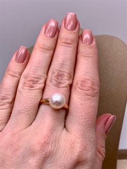 *Кольцо р.17,5 Белый Жемчуг д.10-10,5 цв Красное арт. 01-2-811-0500-010-936 Вес 3,17 г - фото 301660 *Кольцо р.17,5 Белый Жемчуг д.10-10,5 цв Красное арт. 01-2-811-0500-010-936 Вес 3,17 г - фото 301660