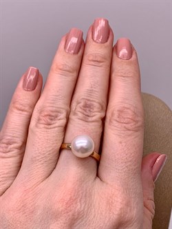 *Кольцо р.17,5 Белый Жемчуг д.10-10,5 цв Красное арт. 01-2-814-0500-010-070 Вес 3,22 г - фото 301681 *Кольцо р.17,5 Белый Жемчуг д.10-10,5 цв Красное арт. 01-2-814-0500-010-070 Вес 3,22 г - фото 301681