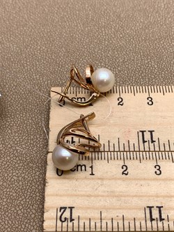 *Серьги Белый Жемчуг д.8-8,5 цв Красное арт. 02-2-113-0500-010-225 Вес 4,04 г - фото 301750 *Серьги Белый Жемчуг д.8-8,5 цв Красное арт. 02-2-113-0500-010-225 Вес 4,04 г - фото 301750