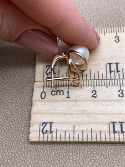 *Серьги Белый Жемчуг д.8-8,5 цв Красное арт. 02-2-113-0500-010-225 Вес 4,04 г - фото 301753 *Серьги Белый Жемчуг д.8-8,5 цв Красное арт. 02-2-113-0500-010-225 Вес 4,04 г - фото 301753