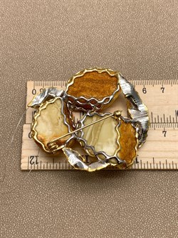 *Брошь Королевский Янтарь Эксклюзив арт. 725094п-25,33-653 Вес 25,33 г - фото 307464