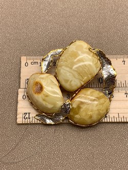 *Брошь Королевский Янтарь Эксклюзив арт. 725094п-25,33-653 Вес 25,33 г - фото 307465